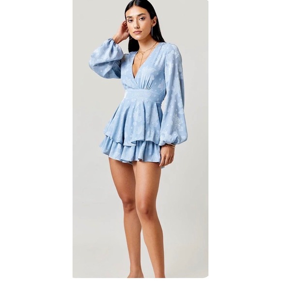mi ami for francesca's Pants - Mi Ami for Francescas Blaire Floral Jacquard Ruffle Romper Blue XS